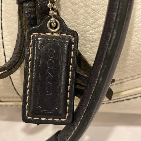 Coach Hampton Ivory Leather Satchel Shoulder Bag - Excellent Condition - Picture 11 of 11